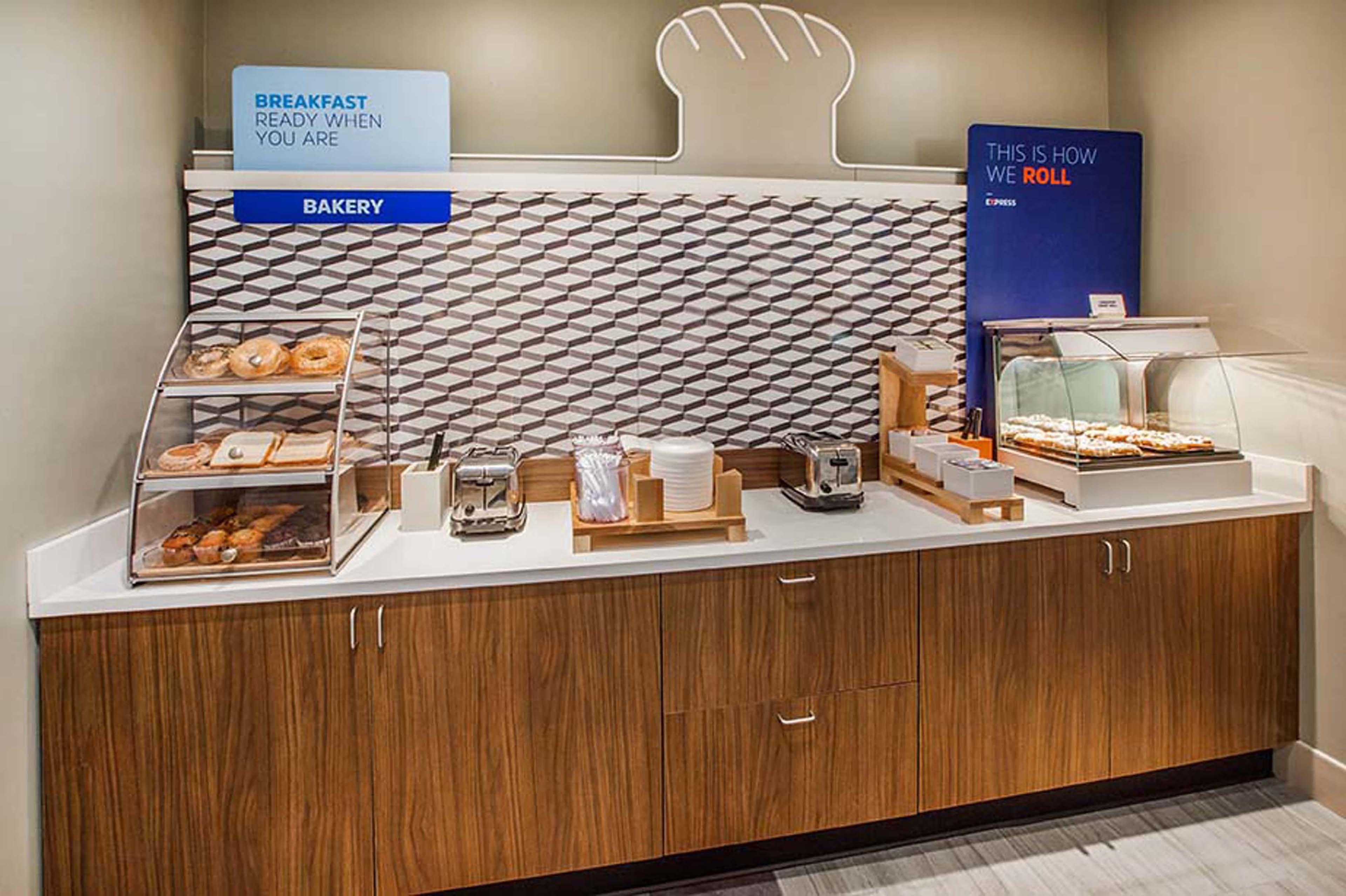 Holiday Inn Express & Suites Ottawa East-Orleans By Ihg Eksteriør bilde