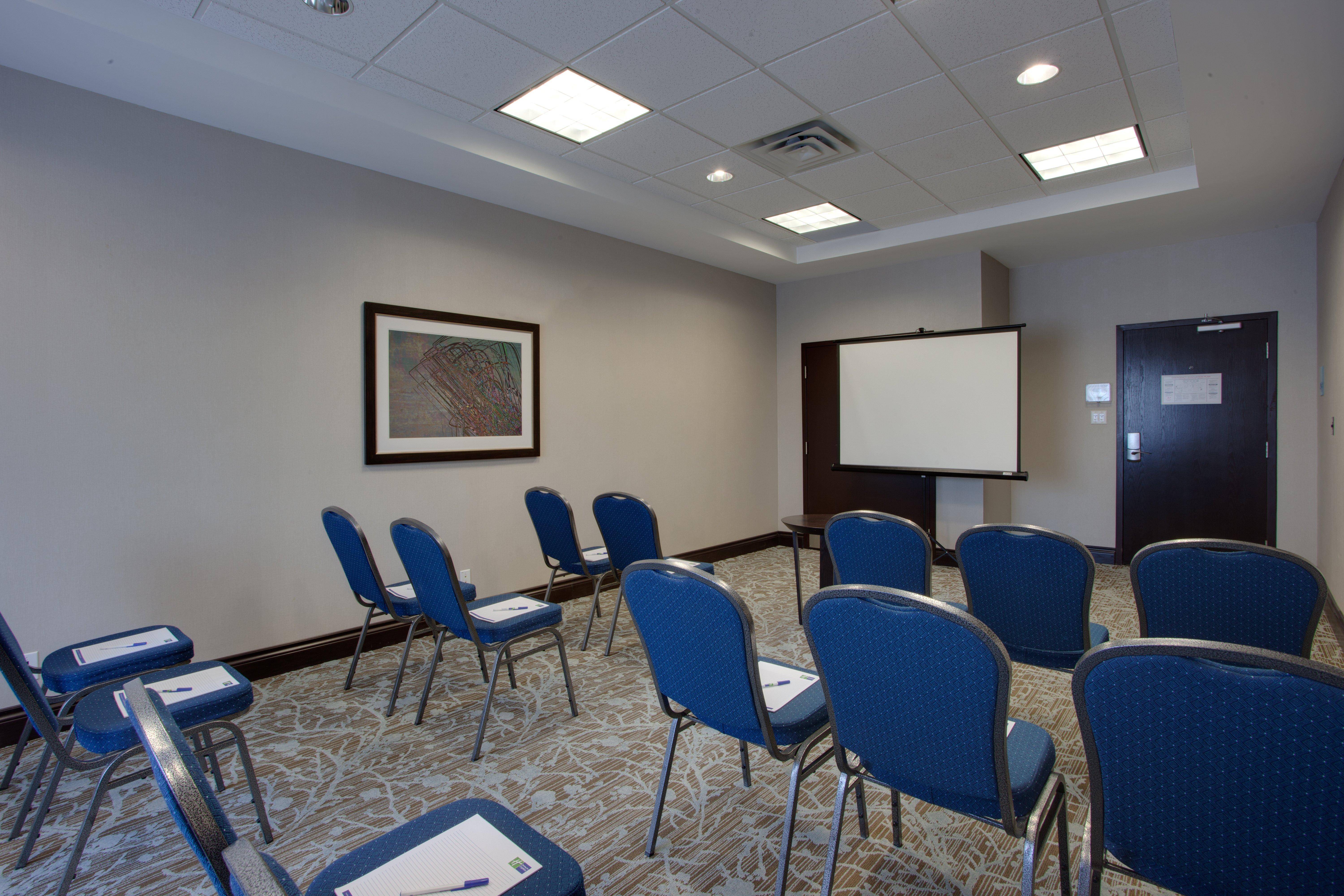 Holiday Inn Express & Suites Ottawa East-Orleans By Ihg Eksteriør bilde