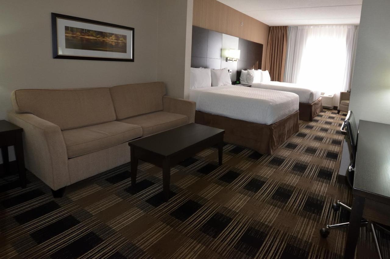 Holiday Inn Express & Suites Ottawa East-Orleans By Ihg Eksteriør bilde