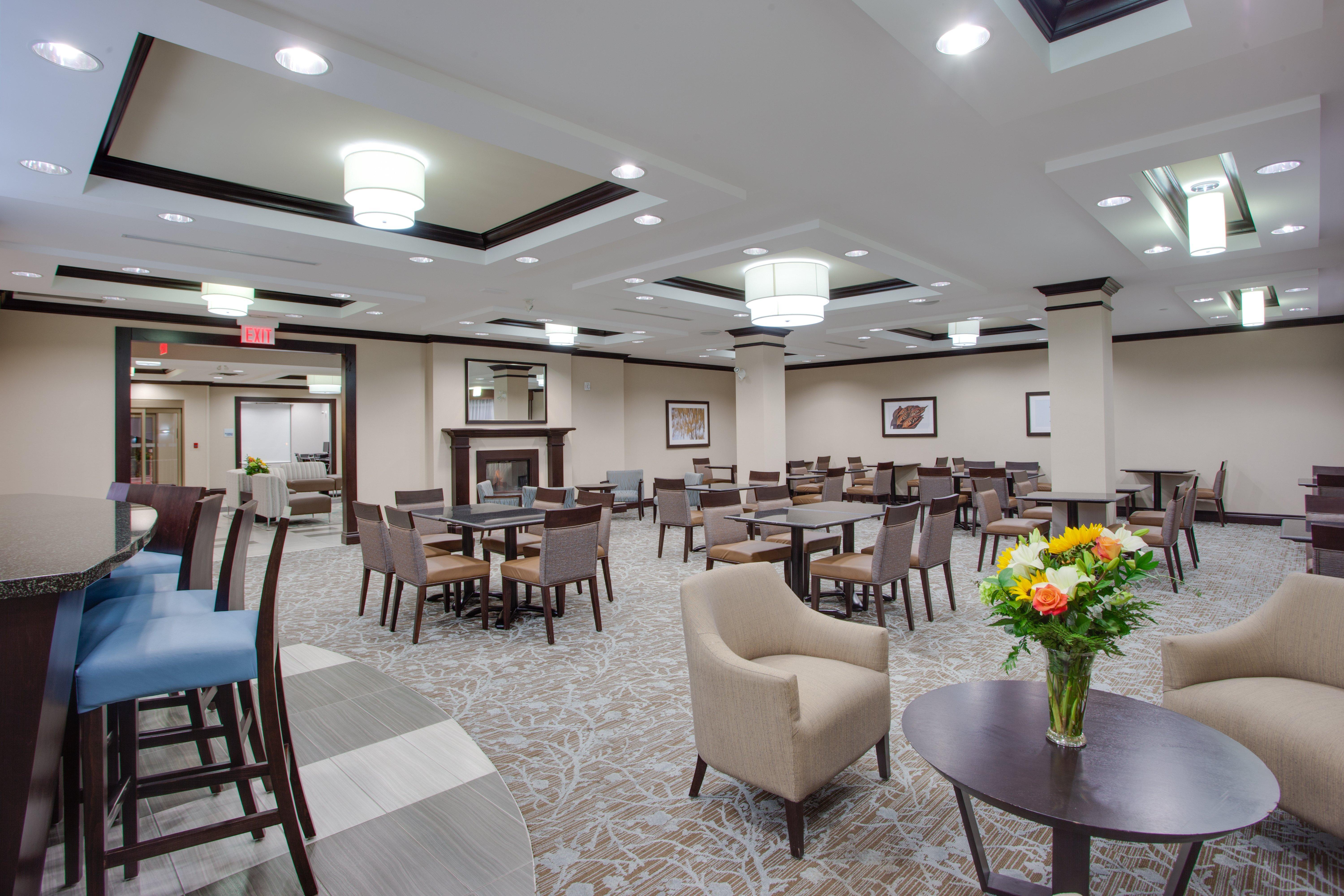 Holiday Inn Express & Suites Ottawa East-Orleans By Ihg Eksteriør bilde