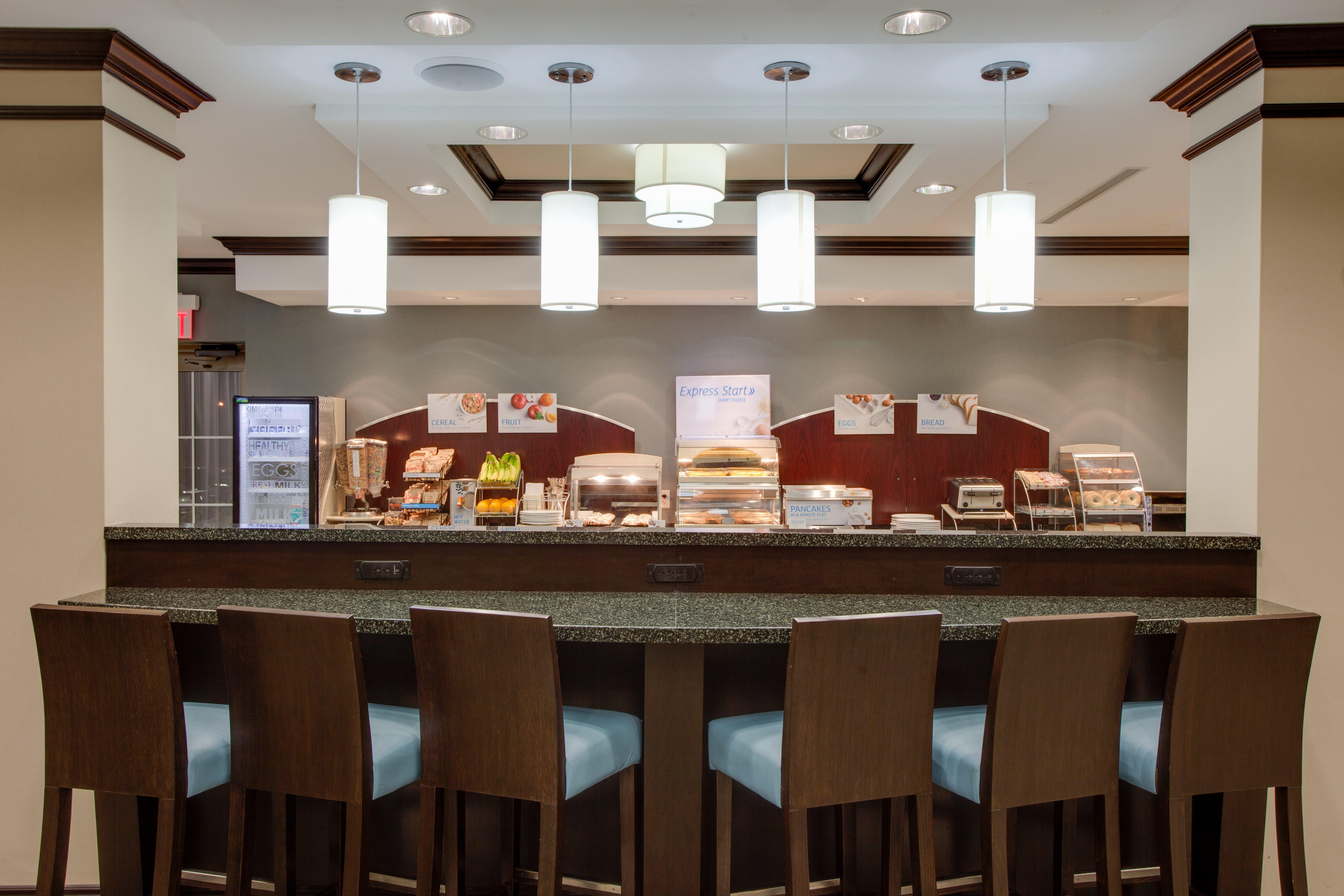 Holiday Inn Express & Suites Ottawa East-Orleans By Ihg Eksteriør bilde