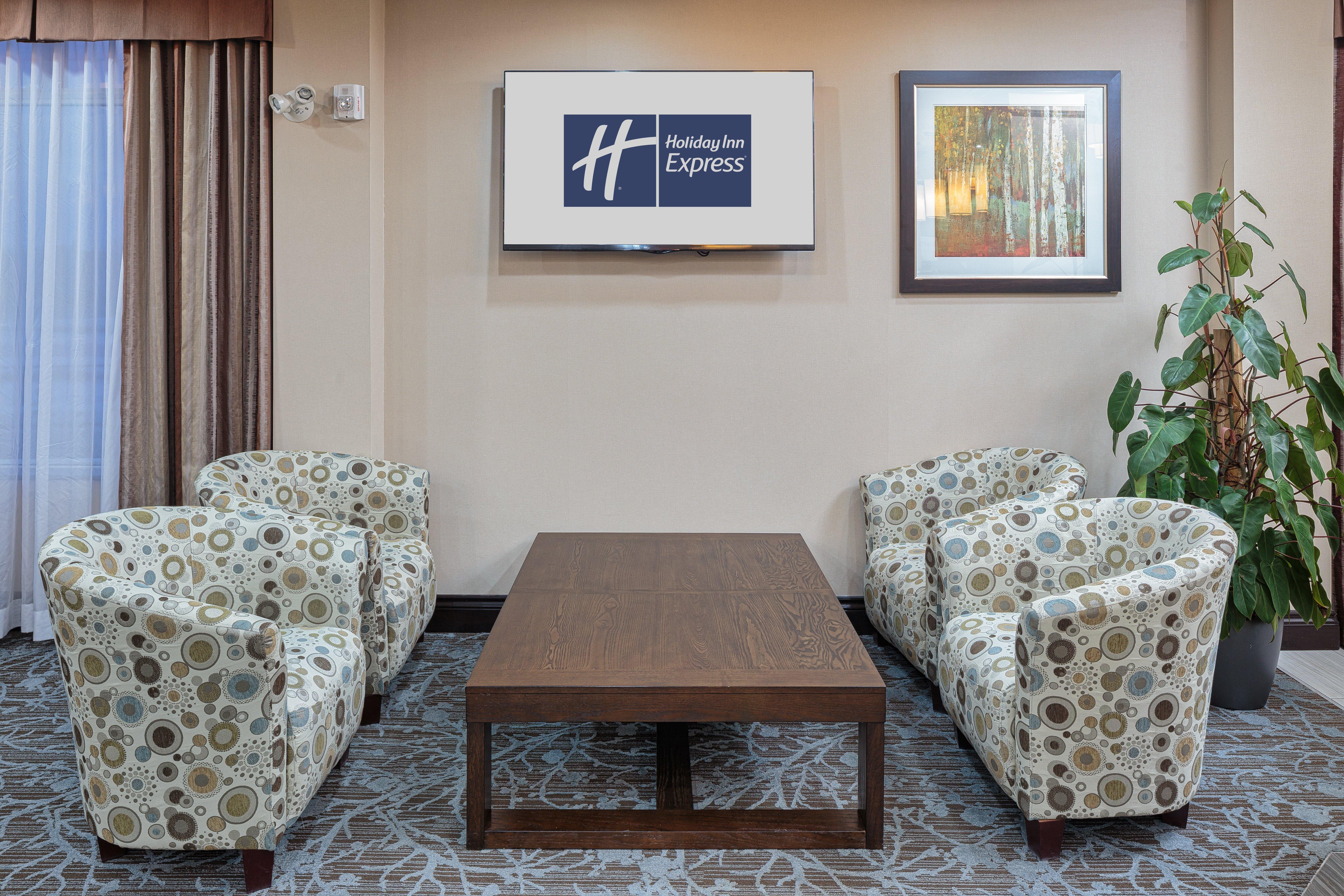 Holiday Inn Express & Suites Ottawa East-Orleans By Ihg Eksteriør bilde