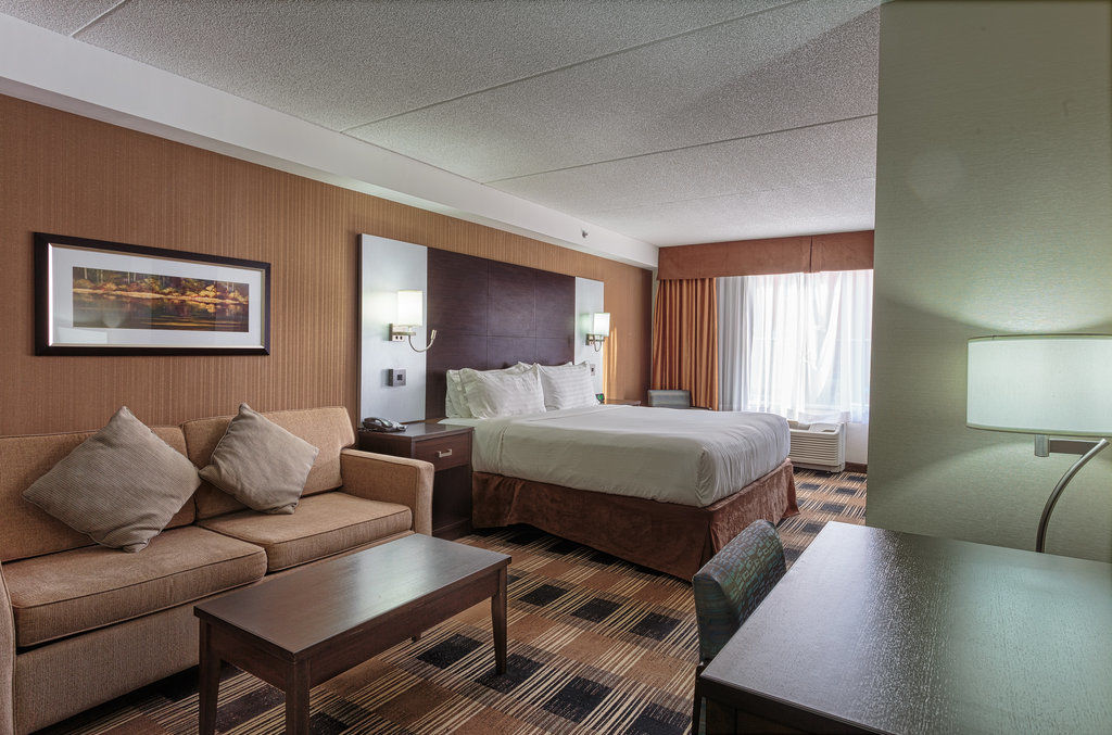 Holiday Inn Express & Suites Ottawa East-Orleans By Ihg Eksteriør bilde